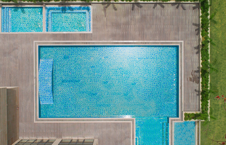 Swimming_Pool